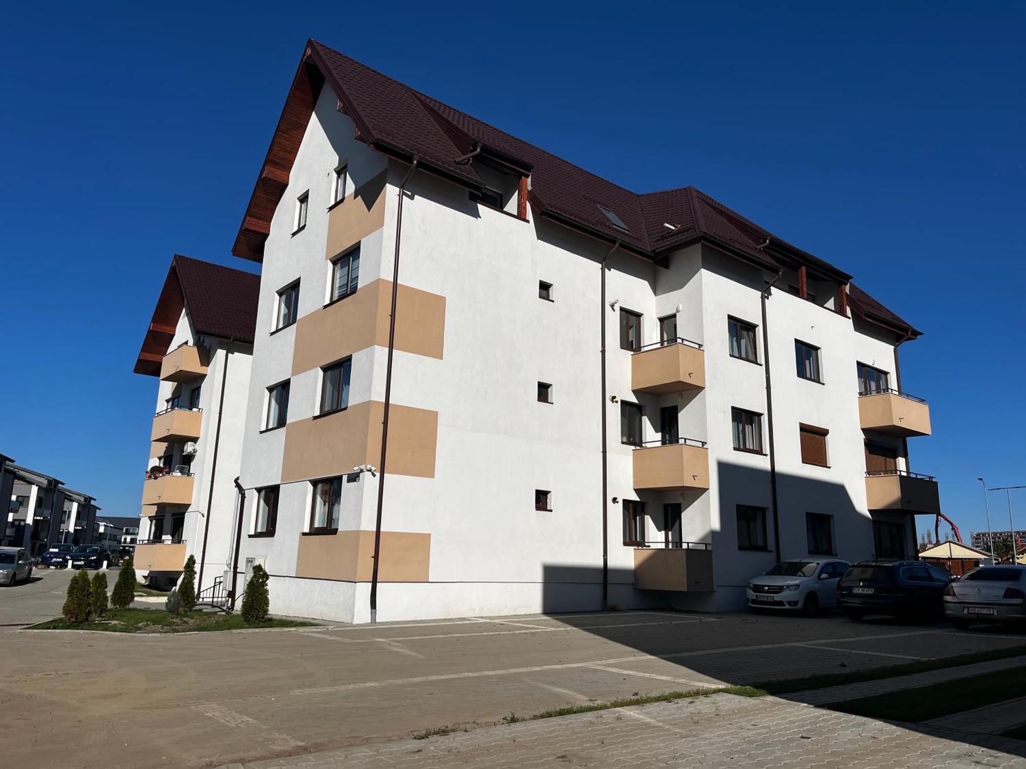 Mirandis Apartments - Comfort & Private Parking Near Coresi Mall Brasov Exterior photo